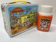 VINTAGE THE FUNTASTIC WORLD OF HANNA-BARBERA LUNCHBOX AND THERMOS