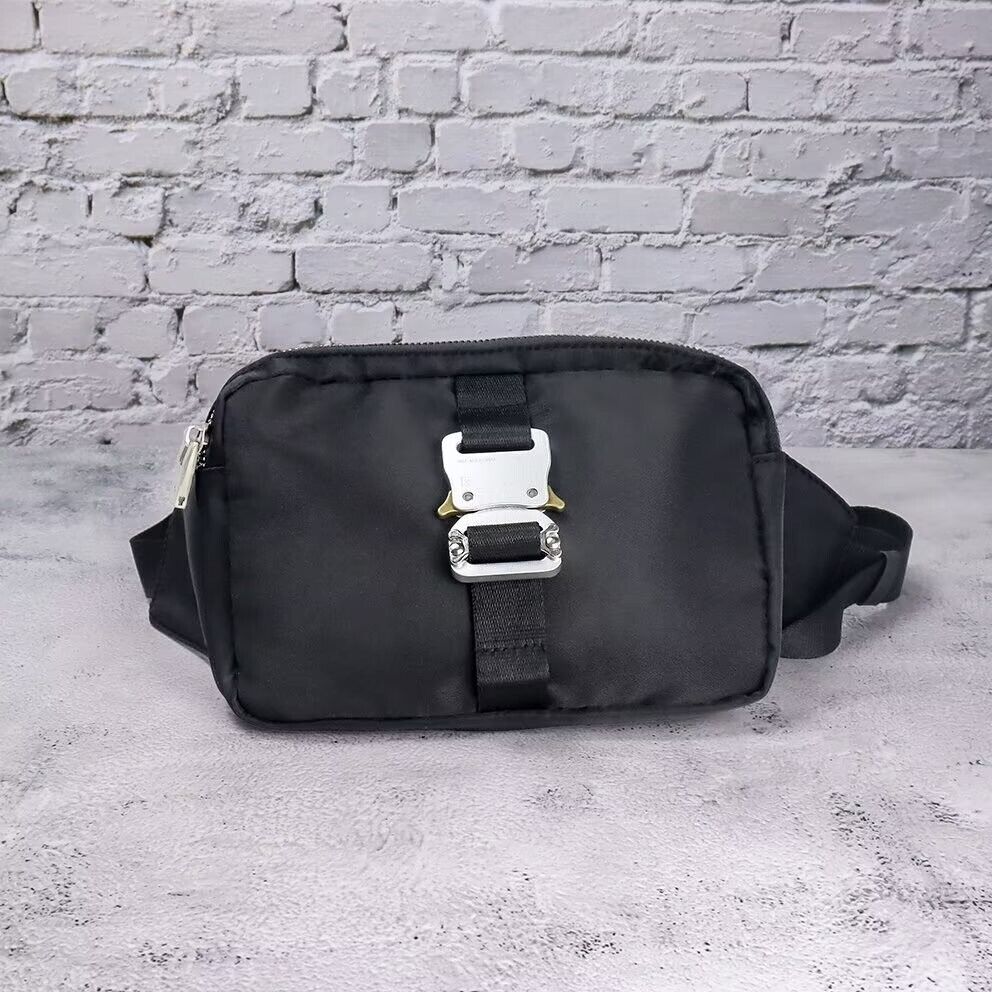 Unisex 1017 ALYX 9SM Fixed Buckle Shoulder Bag Saddle Cross Unisex 1017 ALYX 9SM Fixed Buckle Shoulder Bag Saddle Cross