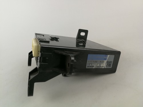 2010 - 2014 Subaru Outback Legacy Air Conditioning Climate Module 72343AJ290 - Picture 4 of 8