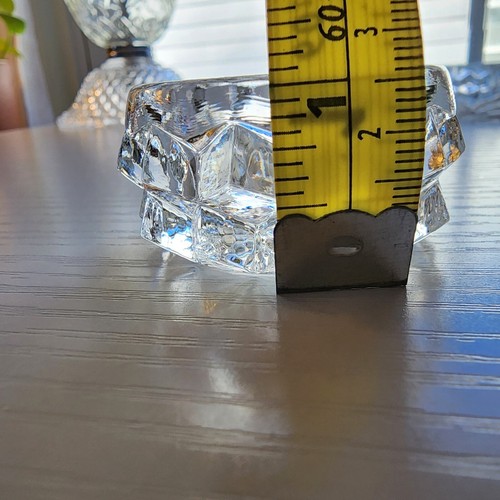 Salinas de vidrio vintage patrón corte diamante se vende como un conjunto de 8 - Imagen 9 de 10