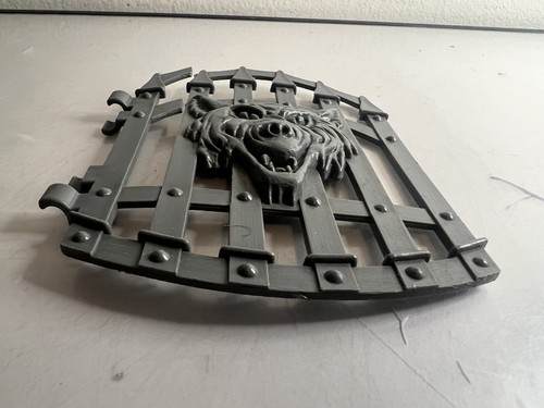 Vintage MOTU Masters of the Universe Snake Mountain Gate Door Part Mattel 1983 - Picture 2 of 10