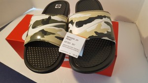 nike benassi jdi camo