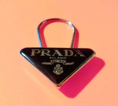 Portachiavi Prada Milano in acciaio vintage
