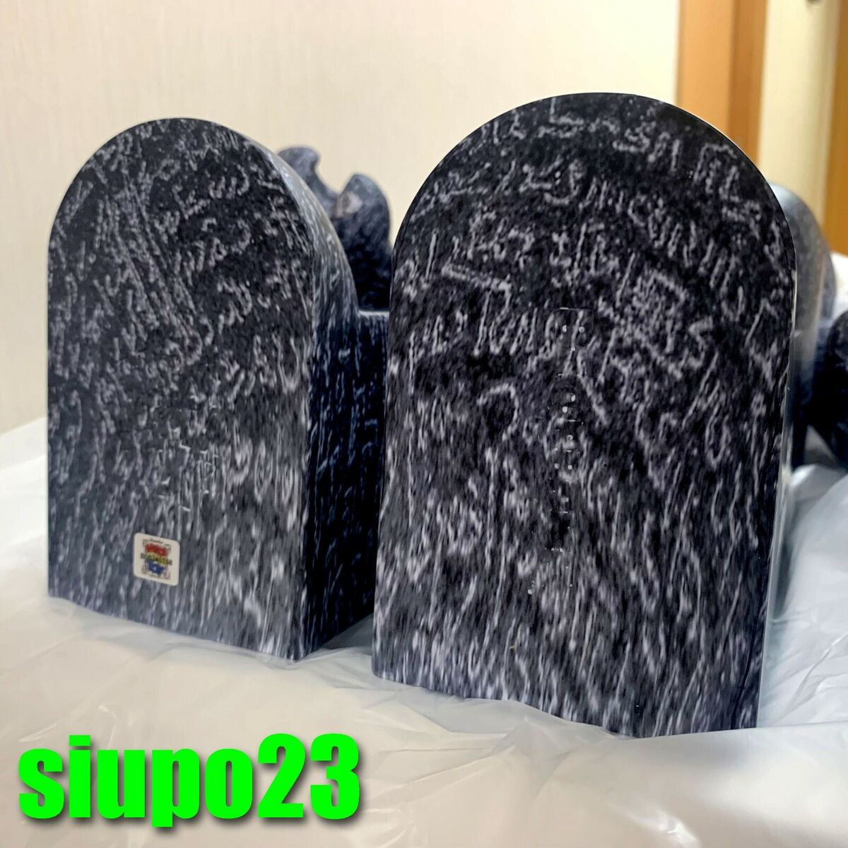 s-l1200.jpg s-l1200.jpg