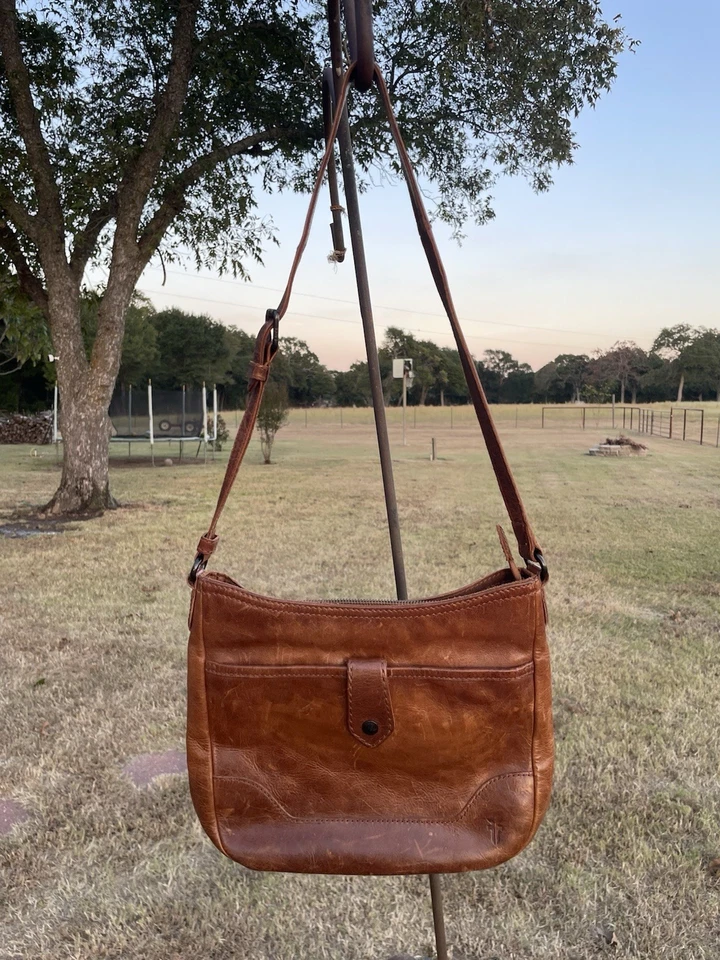 Bolso Bandolera FRYE Marrón Cuero Tostado Bolsillo Frontal Cierre con Cremallera Foto 2 de 4