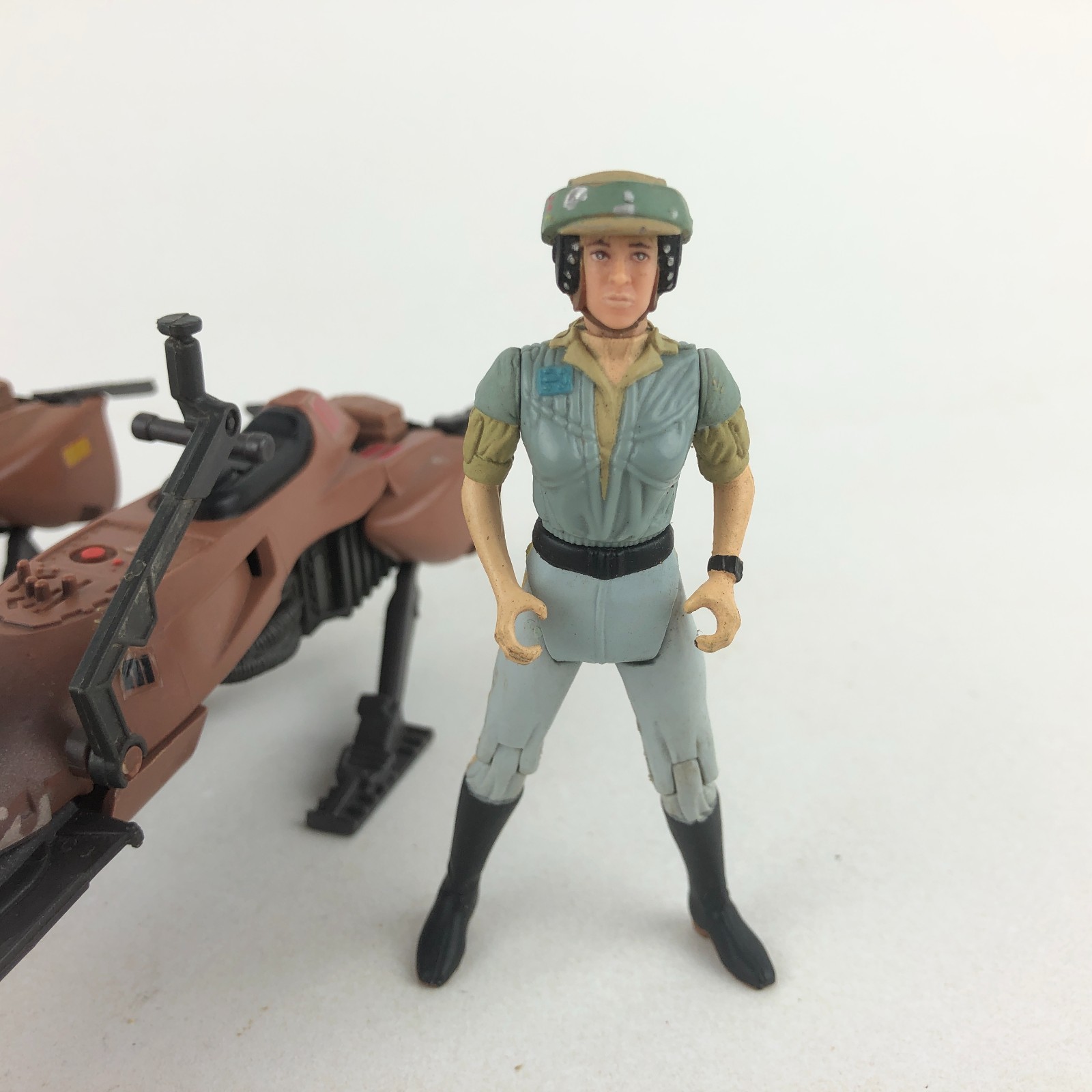 Tonka Star Wars 1995 Speeder Bikes & Leia Action Figure LOT for Parts or Repair