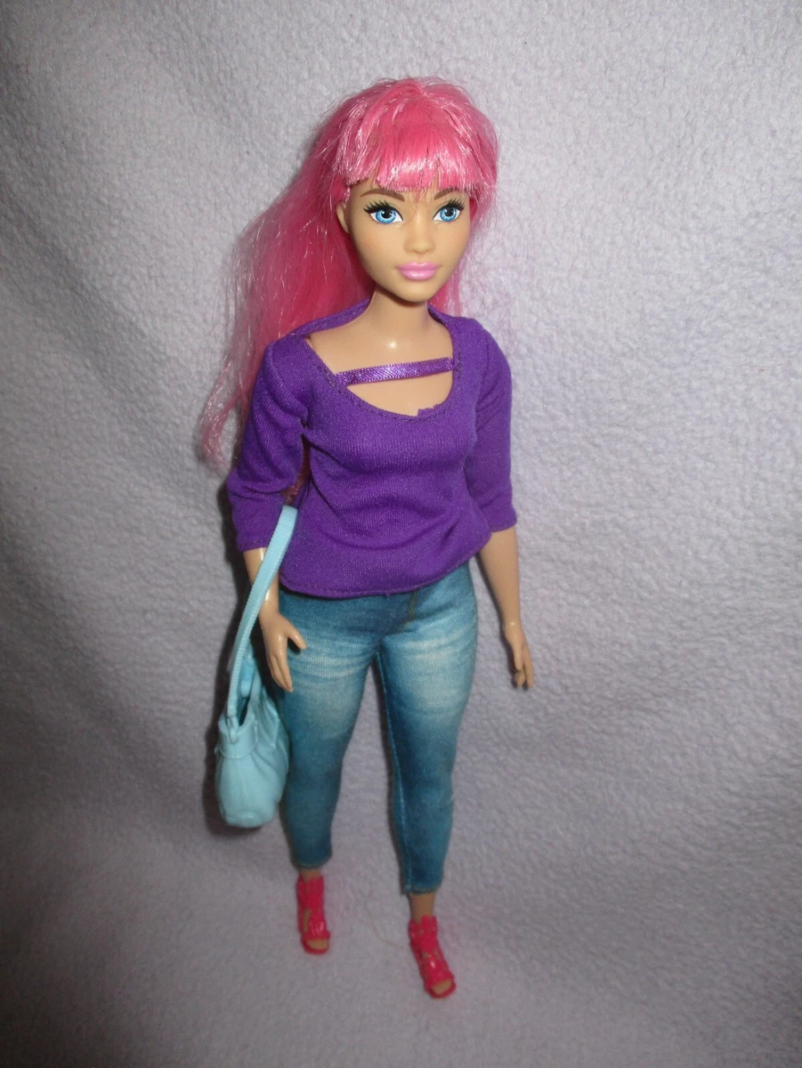 Barbie Dream House Daisy - Barbie's Friend - Curvy Doll - Pink Hair