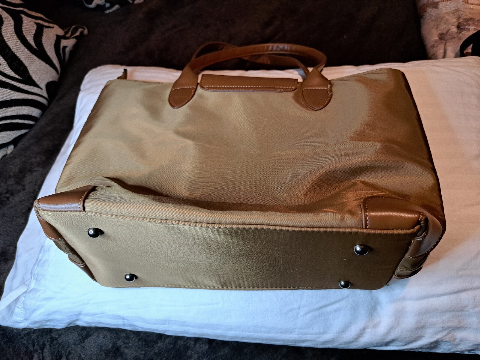 Picture 2 of 3