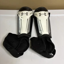 Under Armour Shin Guards White Black Slip On Youth L Fits Heights 4’2” To 5’3”