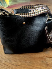 Stylish Faux Leather Crossbody Bag   Black  2 Strap options   Vegan Leather