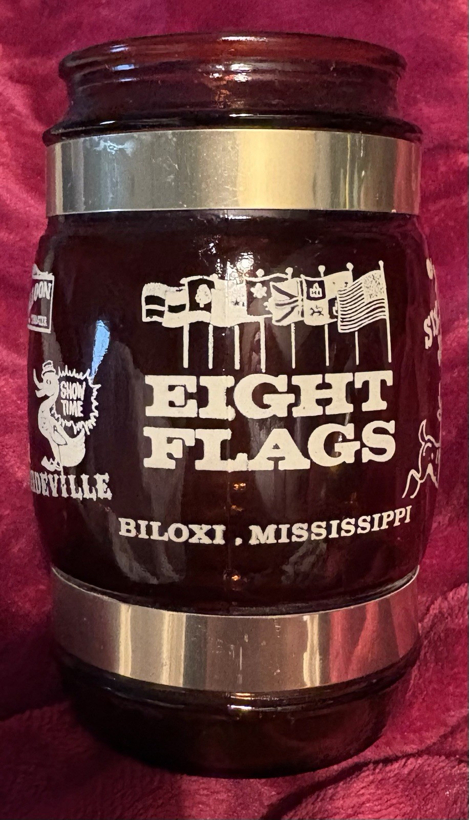 Siesta Ware Brown Barrel Glass Mug Wood Handle Brass Trim Western Eight Flags