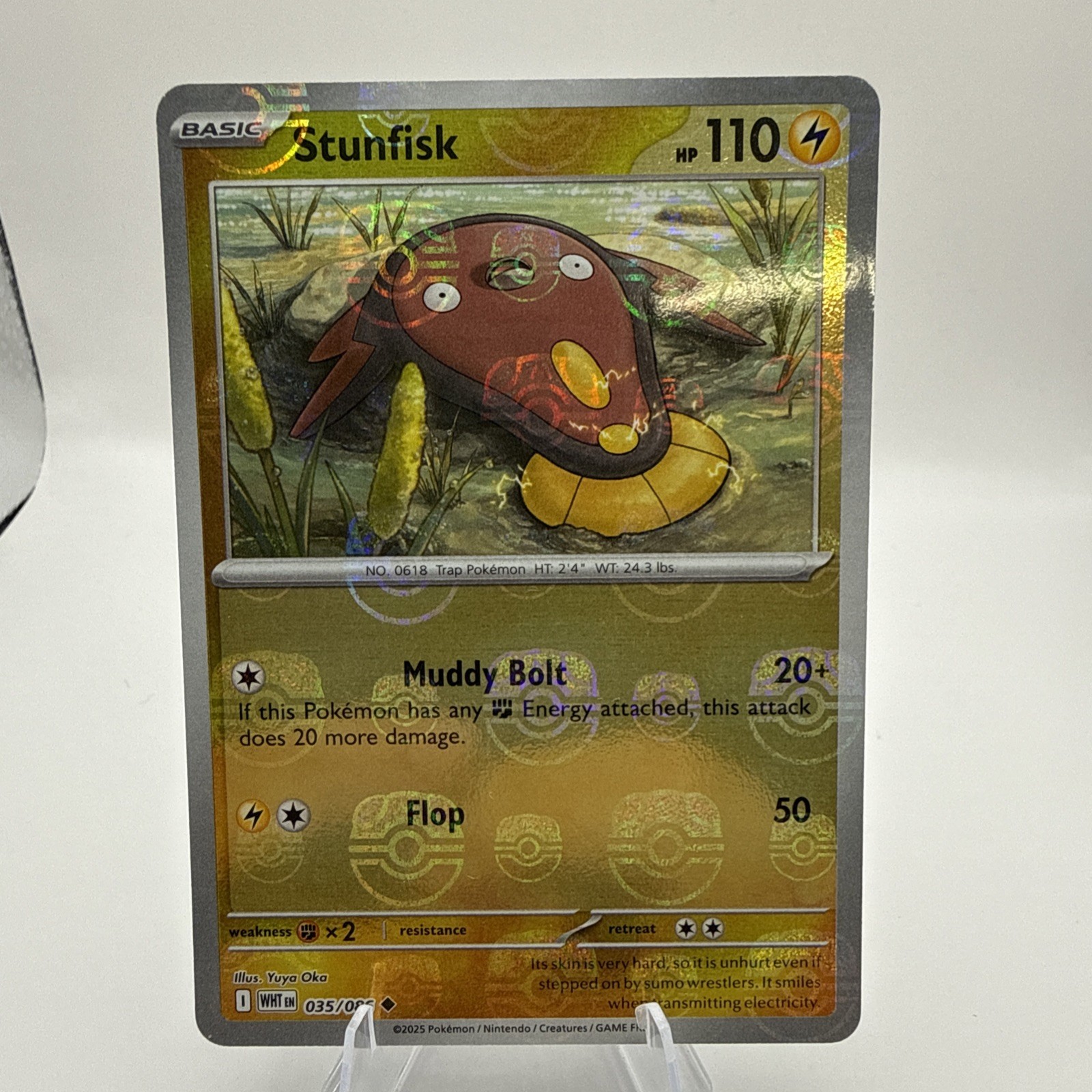 Stunfisk Master Ball Reverse Holo #035/086 White Flare English NM