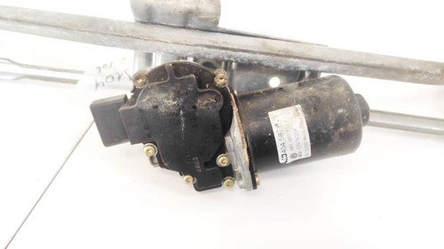 4B1955113A vorne Scheibenwischermotor Teilenummer 40458712V Audi  DE2070422-10