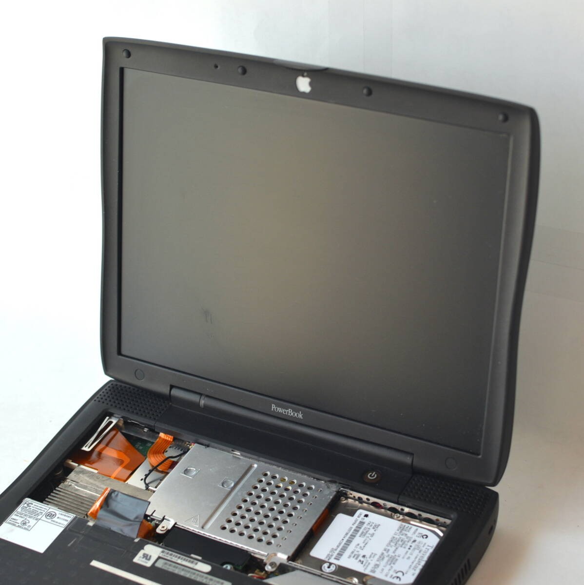 ジャンク Mac PowerBOOK G3 M5343 OS9.2.1 CD付 Apple Macintosh PowerBook G3 PISMO 400MHz 320MB/10GB/DVD OS9