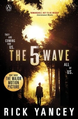 The 5th Wave (Book 1) by Rick Yancey (Paperback Book)