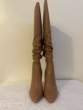 NWT Elegant Tan Knee High Boots 4 Inch Heel Size 10
