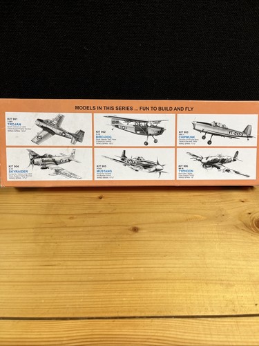 BNIB SEALED GUILLOWS FLYING MODEL BALSA KIT BIRD-DOG "FAC" PLANE VIETNAM 0-IE - Picture 2 of 4