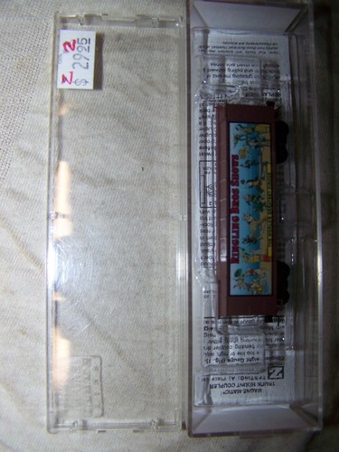 MTL Z-Scale 40' Wood Boxcar R. B. and B. & B. Billboard Car #2(RTR) - Picture 14 of 20