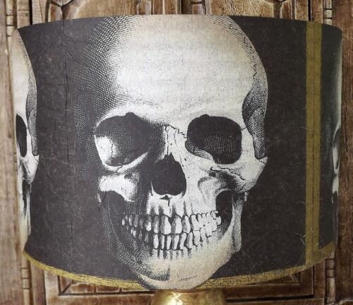 Lámpara Cráneo Gótico Sombra 2, Pantalla Lámpara Halloween Negro y Dorado Regalo Gratis - Imagen 1 de 5