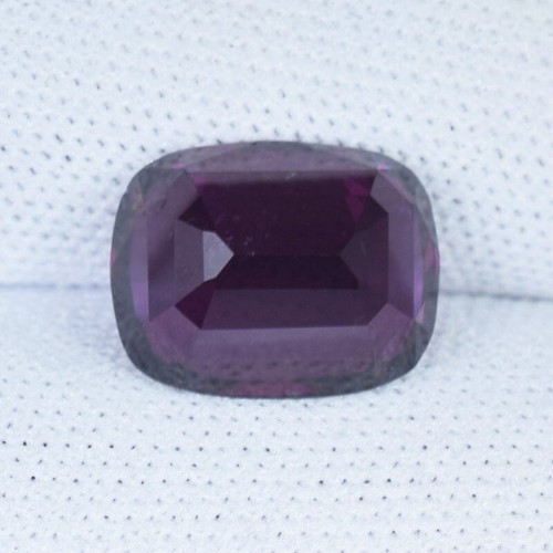 4.85 ct BEST GRADE DEEP PURPLE PINK NATURAL RHODOLITE GARNET - Cushion Video !!! - Picture 2 of 3