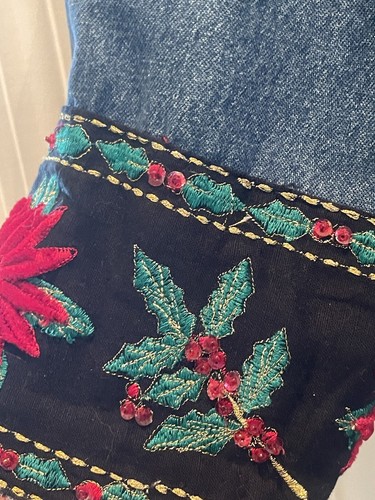 New Direction Women’s Denim Jacket Shacket Christmas Embroidery Sequins Sz L - Picture 6 of 12