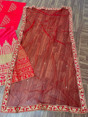 Women Wedding Wear Fox Gorgette With Indian Sequence Work White Floral Outfit - Picture 6 of 7