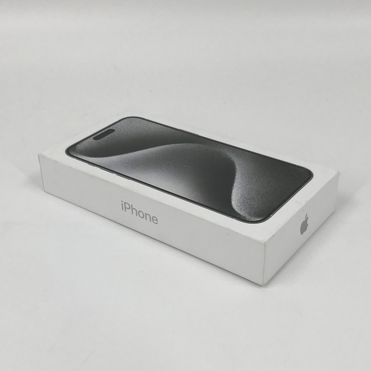 Apple iPhone 15 Pro Max 256GB White Titanium Unlocked - NEW Apple iPhone 15 Pro Max 256GB White Titanium Unlocked - NEW