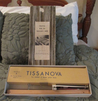 VINTAGE TAPESTRY WEAVING LOOM IN BOX TISSANOVA FRANCE WM. UNGER & CO. NEW YORK