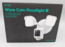 Wyze - Wired Outdoor Wi-Fi 2800 Lumen Floodlight Home 2k Security Camera v2