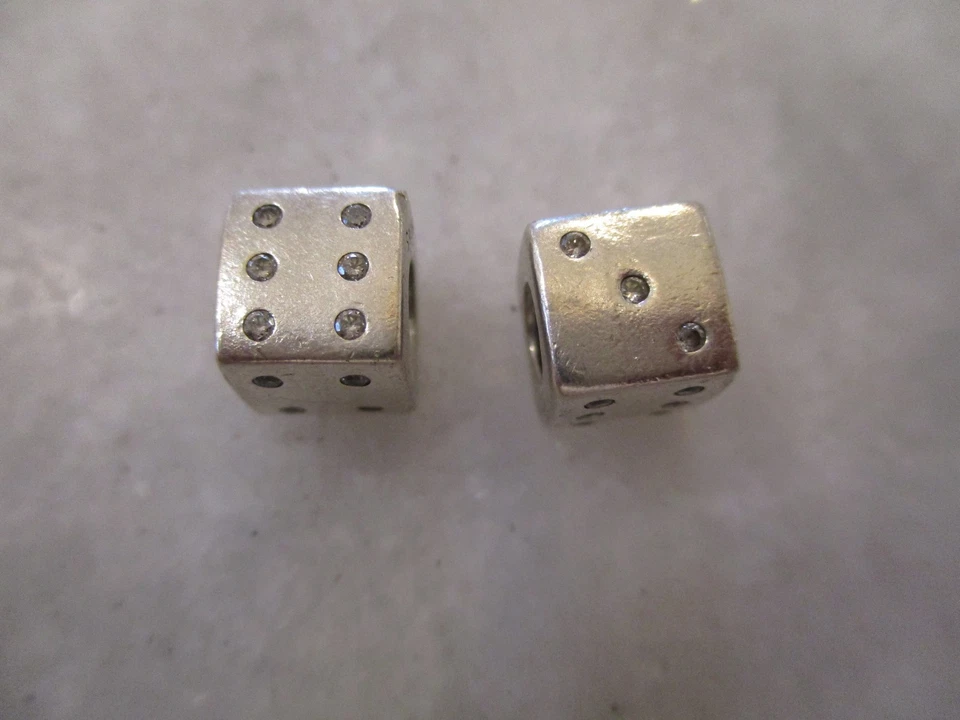 AUTÉNTICOS DIJES PANDORA ESTERLINA 925/ALE (15) VIAJE/CORAZÓN/AMOR/DADOS/MASCOTAS/LLAVE/TAZA Foto 4 de 4