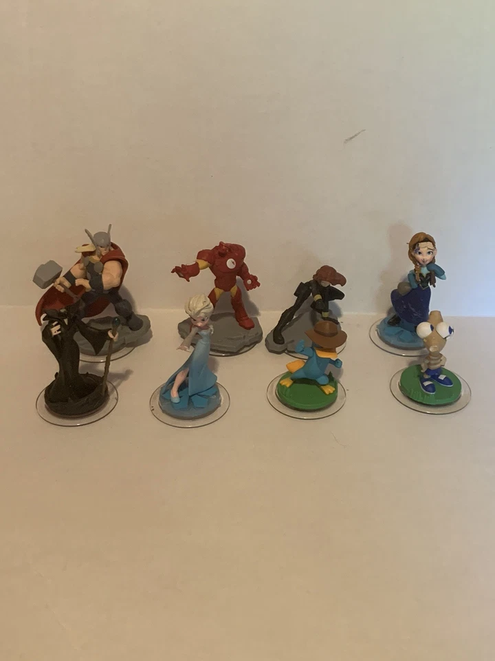 PS3 Disney Infinity Lote 2 Jogos 2 Portais 14 Figuras - Alguns Figuras Danificados - Imagem 3 de 4