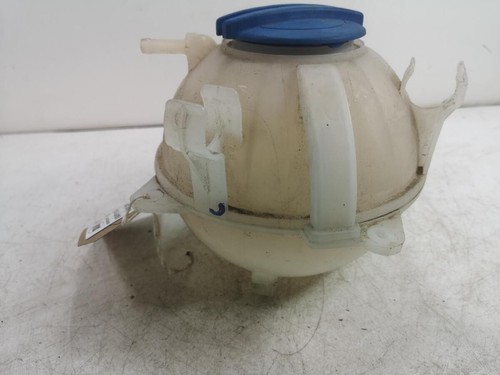 Expansion/overflow Bottle Volkswagen Beetle Tsi 2011-2020 1197cc Petrol - Picture 3 of 4