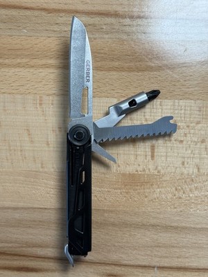 Gerber Armbar Trade Onyx Multi-Tool 2.5 '' SS Blade 2 Sided Screwdriver 2.5 O.Z.