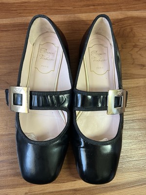 Roger Vivier Black Mary Jane Patent Flat Shoes sz 36