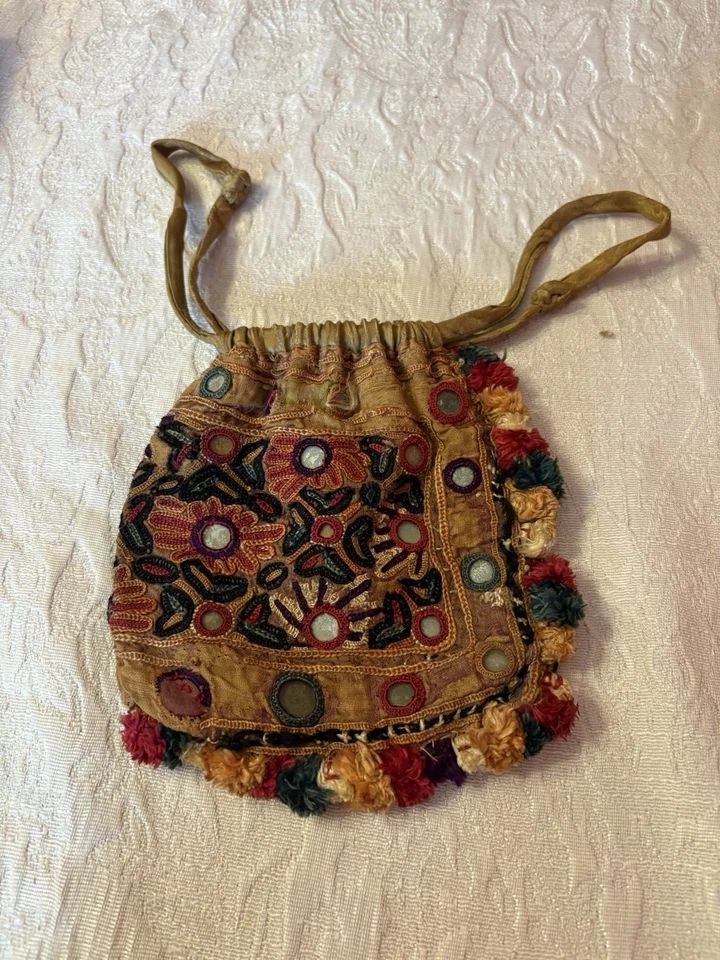 Bolso Potli Antiguo con Espejo Trabajo Bordado y Pompones Cordón Cartera Foto 2 de 4