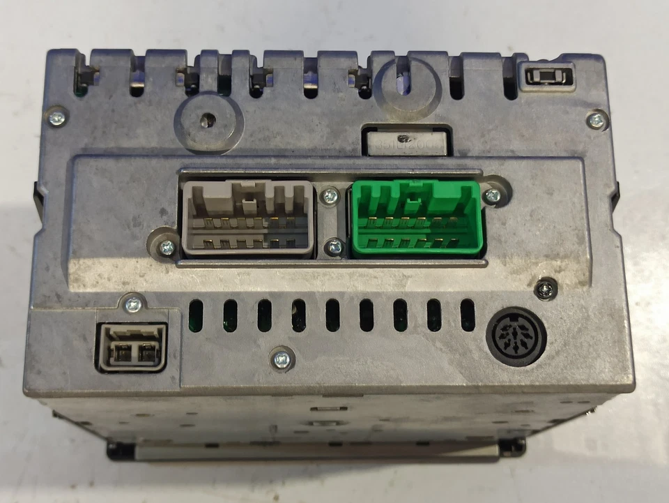 VOLVO S40 I VS Musik-Player ohne GPS 30887084 1.60 Petrol 80kw 2002 20685223 - Bild 3 von 4