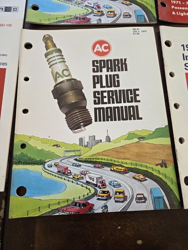 lot of 9 Auto spec and serive manuals - Foto 6 di 10