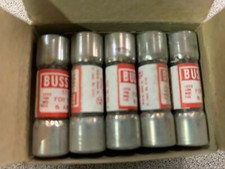BOX OF 10 NEW IN BOX BUSS FUSE BBS 4