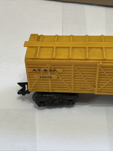 Marx O Scale 8 Wheel Plastic Deluxe ATSF Santa Fe Yellow Cattle Car #13975 - Bild 4 von 12
