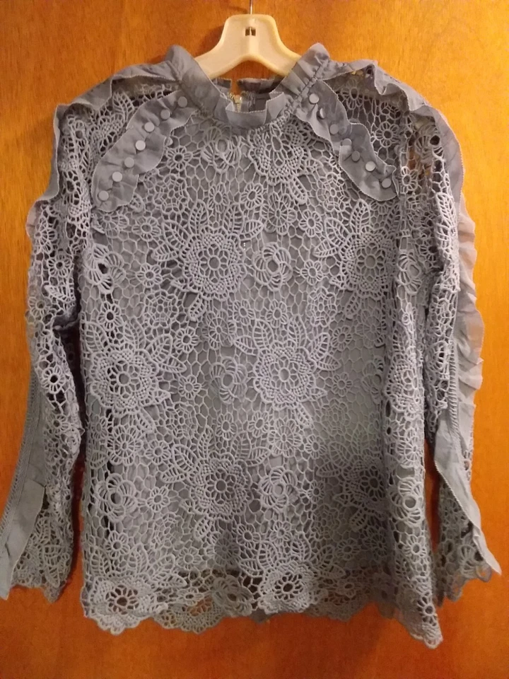INA [l:na] Lace Ruffle Blouse Blue Long Sleeves Back Zip Sz L