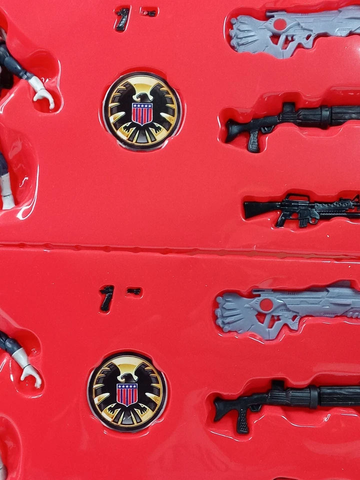 Universo Marvel 3.75" Nick Fury SDCC Exclusivo 2009 / Sin Caja / Lote de 2 Foto 3 de 4