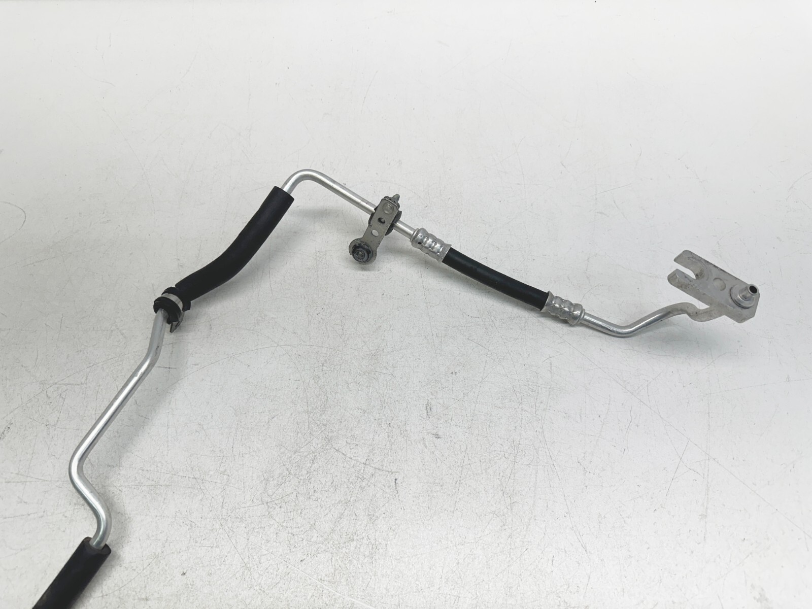 H504139 2014-2024 Maserati Quattroporte AC Condenser to Inside Hose Pipe Line