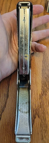 VTG Pair Of Bates 88P Hand Grip Staplers. Works. W/partial Box Of Staples. USA - Picture 5 of 19