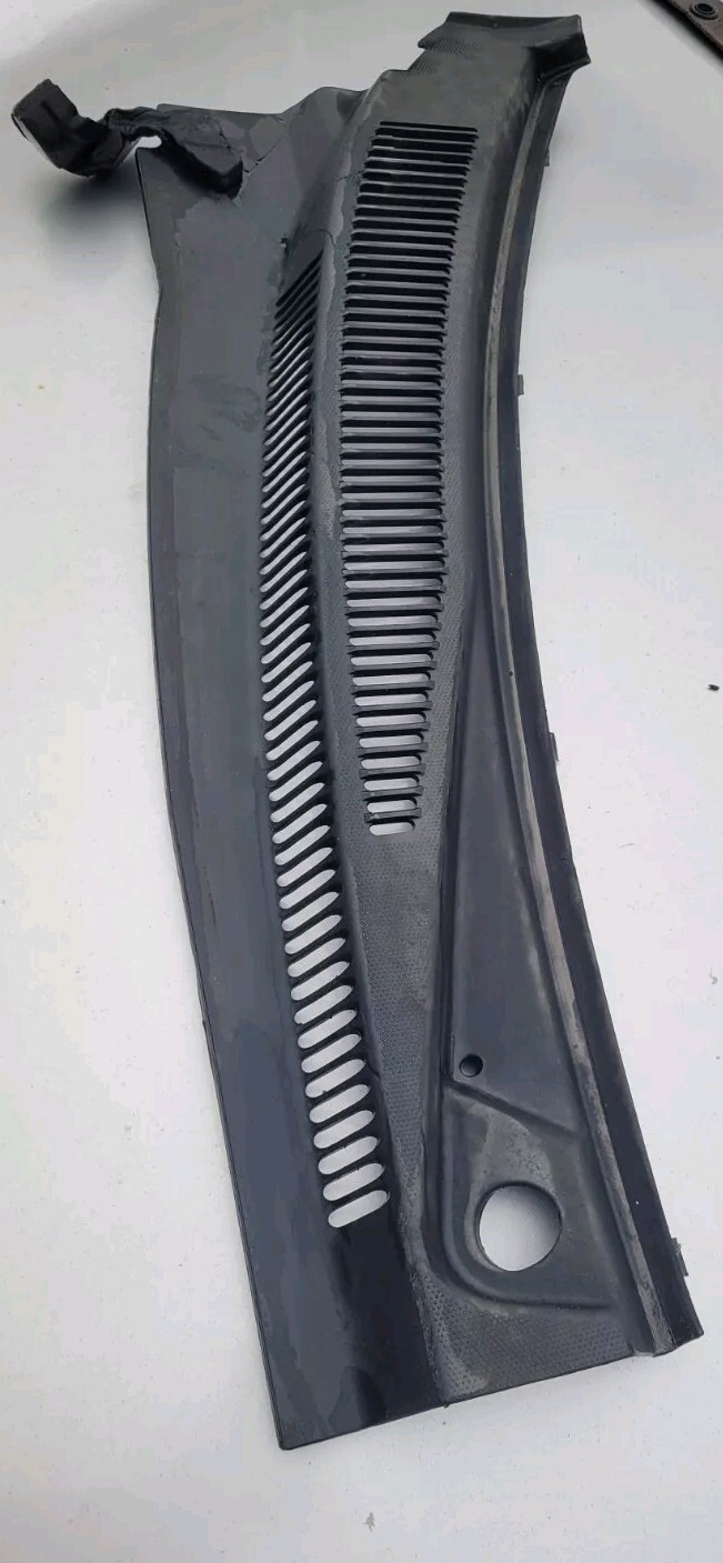 2005 2010 Jeep Grand Cherokee Cowl Grille Cover Right Side Mopar 55156852 OEM