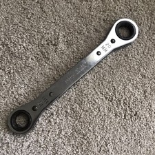 K-d Tools 2267 Ratcheting Double Box End Wrench 19mm X 20mm 12pt Metric Usa