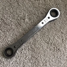 K-D Tools 2267 Ratcheting Double Box End Wrench 19mm x 20mm 12Pt Metric USA