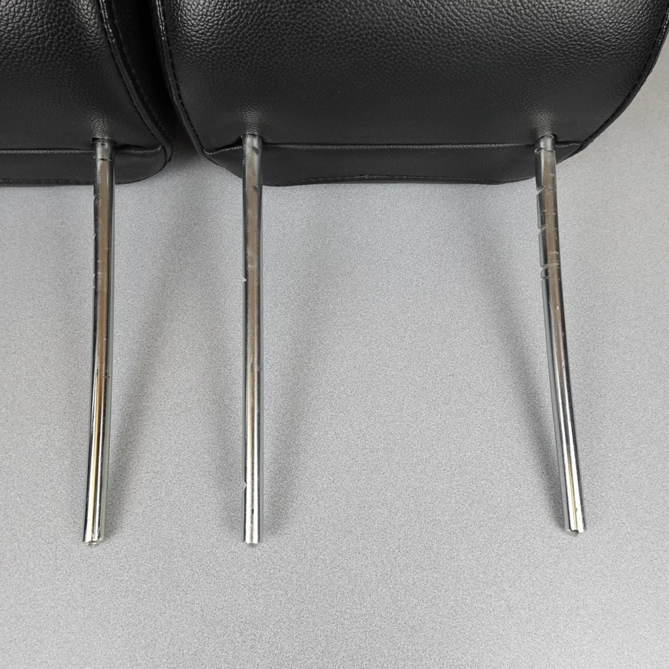 2008 - 2010 年克莱斯勒 300 前头枕套装一对左右黑色皮革原始设备制造商 — 第 4/4 张图片