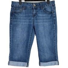 DKNY Jeans Mid Rise Bermuda Cuffed Knee Length Shorts Stretch 4 Medium Wash Blue