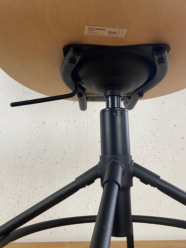 IKEA KULLABERG Drehstuhl im Industrial Design – höhenverstellbar Metallgestell - Bild 6 von 8