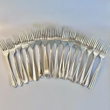 16 Lot Vtg Stainless Flatware DINNER forks SOLID Mixed Mismatched Simple Modern
